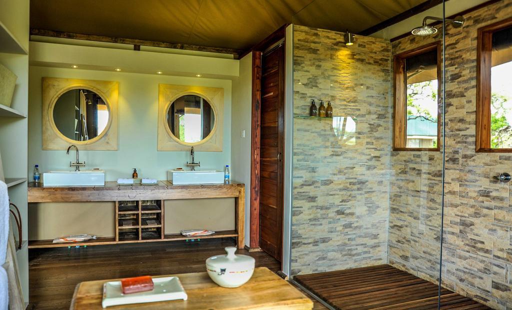 Lemala Kuria Hills Lodge Banagi Стая снимка